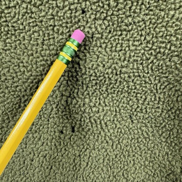 The North Face Men's L Carbondale 1/4 Snap Pullover Fleece Jacket - Olive - Picture 15 of 16